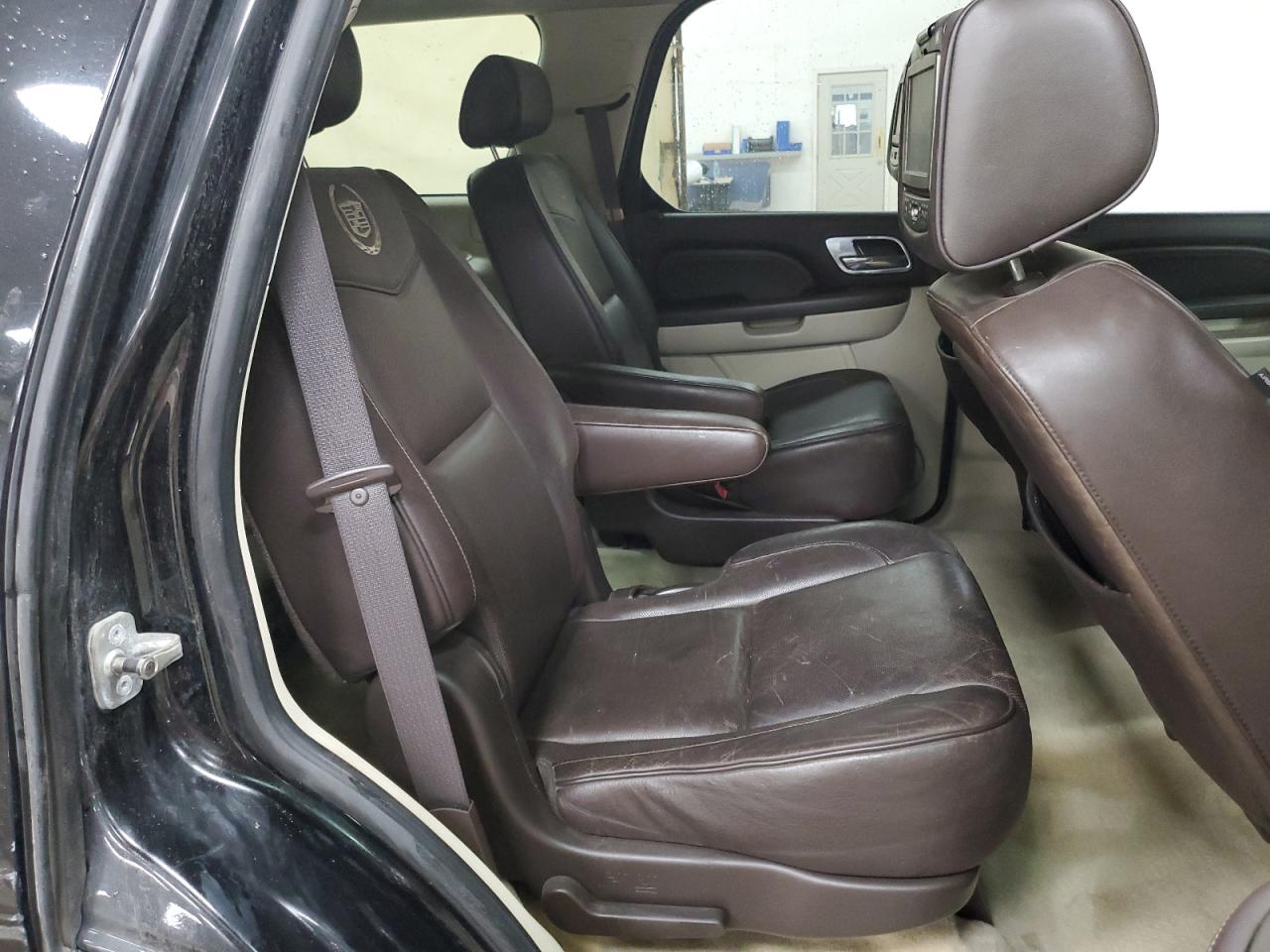 2010 Cadillac Escalade Platinum VIN: 1GYUKDEF8AR264025 Lot: 56307855