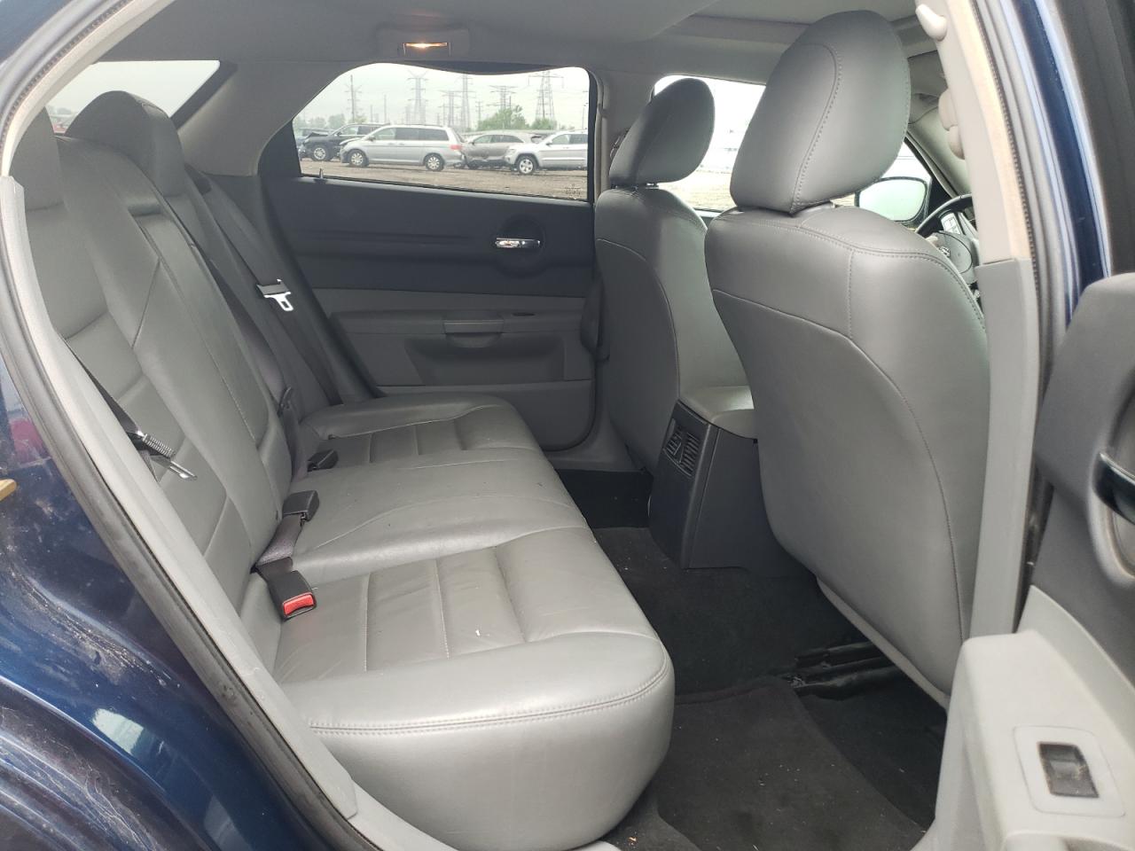 2005 Dodge Magnum R/T VIN: 2D4GV58295H640667 Lot: 57548955