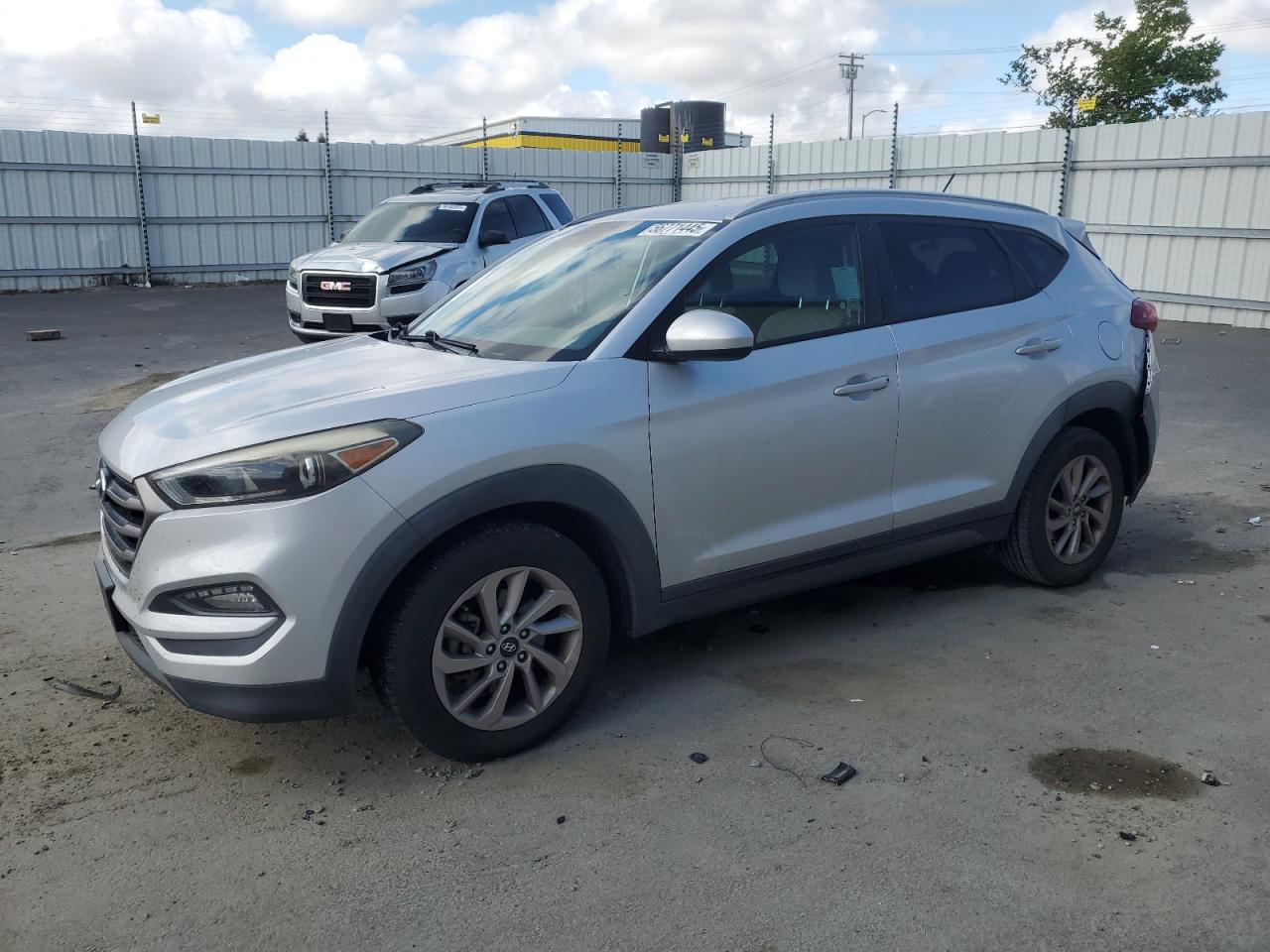 2016 Hyundai Tucson Limited en Venta en Antelope, CA - Rear End