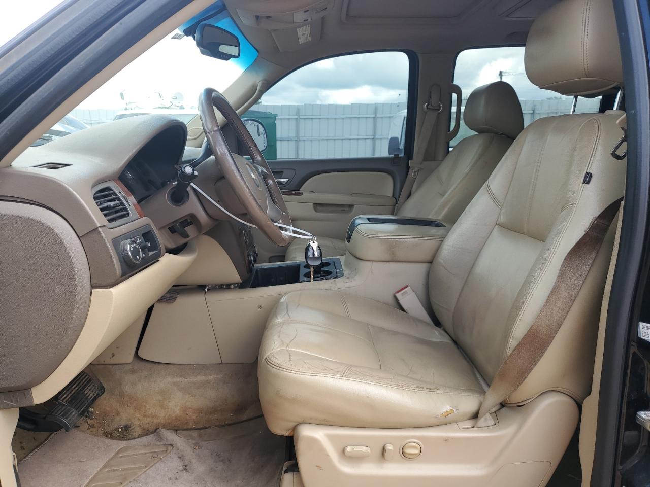 2013 Chevrolet Suburban C1500 Lt VIN: 1GNSCJE08DR117008 Lot: 56046605