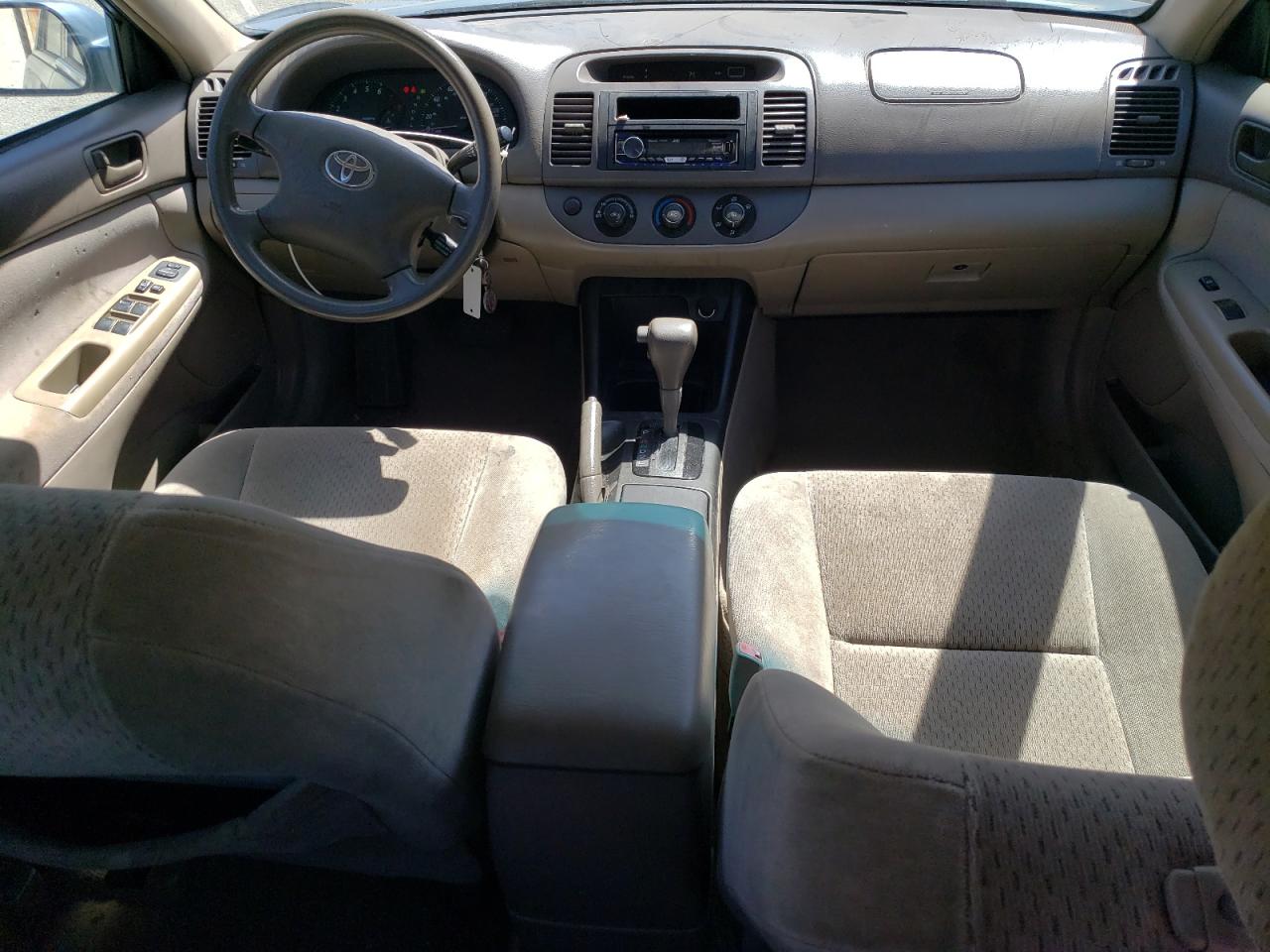 2004 Toyota Camry Le VIN: 4T1BE32K14U905674 Lot: 56989065
