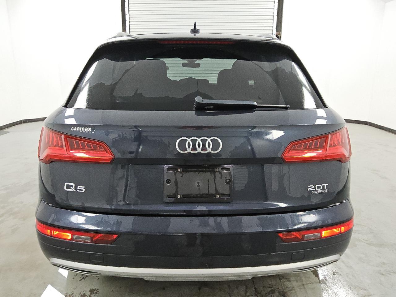 2018 Audi Q5 Premium VIN: WA1ANAFY4J2185999 Lot: 50827985