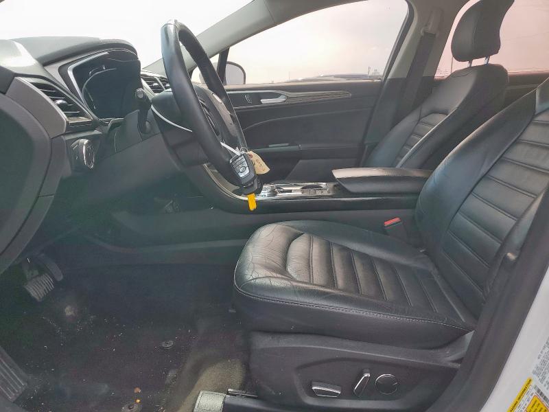  FORD FUSION 2018 Білий