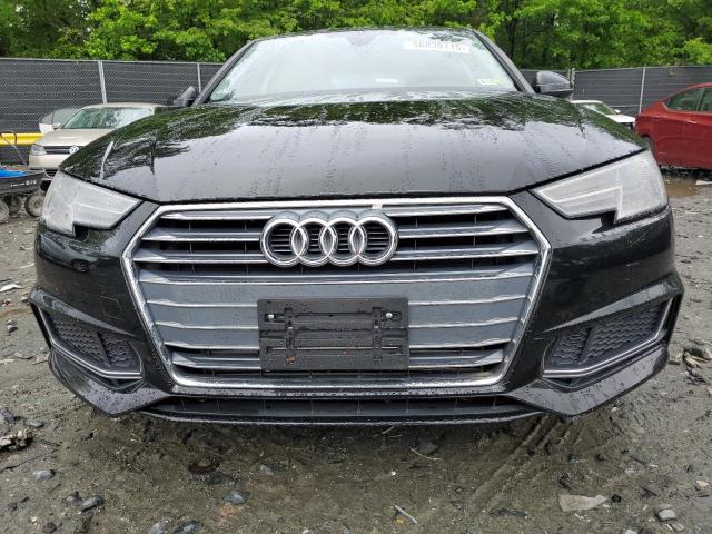  AUDI A4 2019 Чорний
