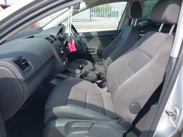 2005 VOLKSWAGEN GOLF TDI S