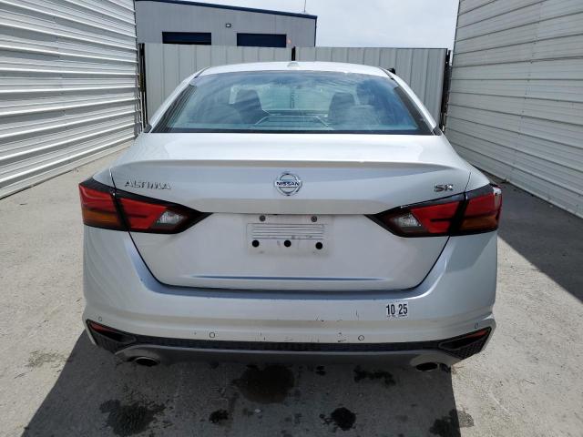  NISSAN ALTIMA 2021 Srebrny
