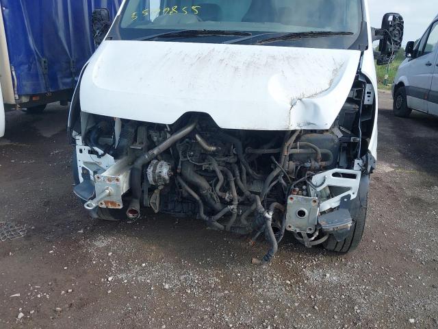2017 RENAULT MASTER