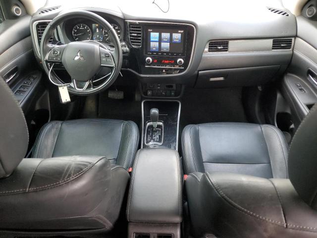  MITSUBISHI OUTLANDER 2020 Srebrny