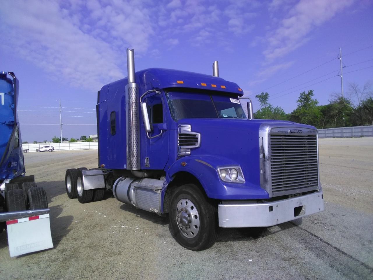 Cedar Rapids, IA에서 판매 중인 2017 Freightliner 122Sd Semi Truck - Side