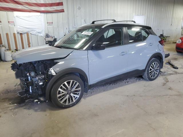  NISSAN KICKS 2024 Gray