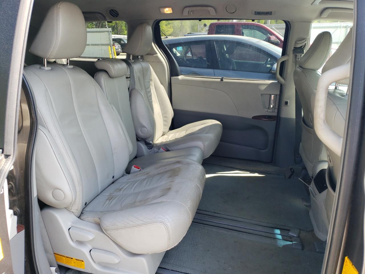 2013 Toyota Sienna Xle VIN: 5TDYK3DC0DS306024 Lot: 56748315