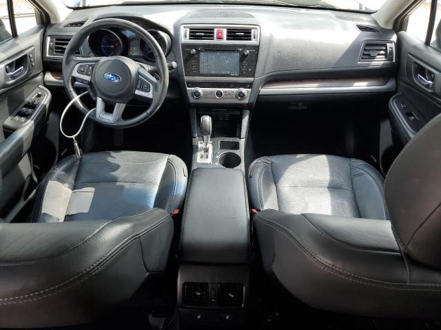  SUBARU OUTBACK 2017 Серебристый