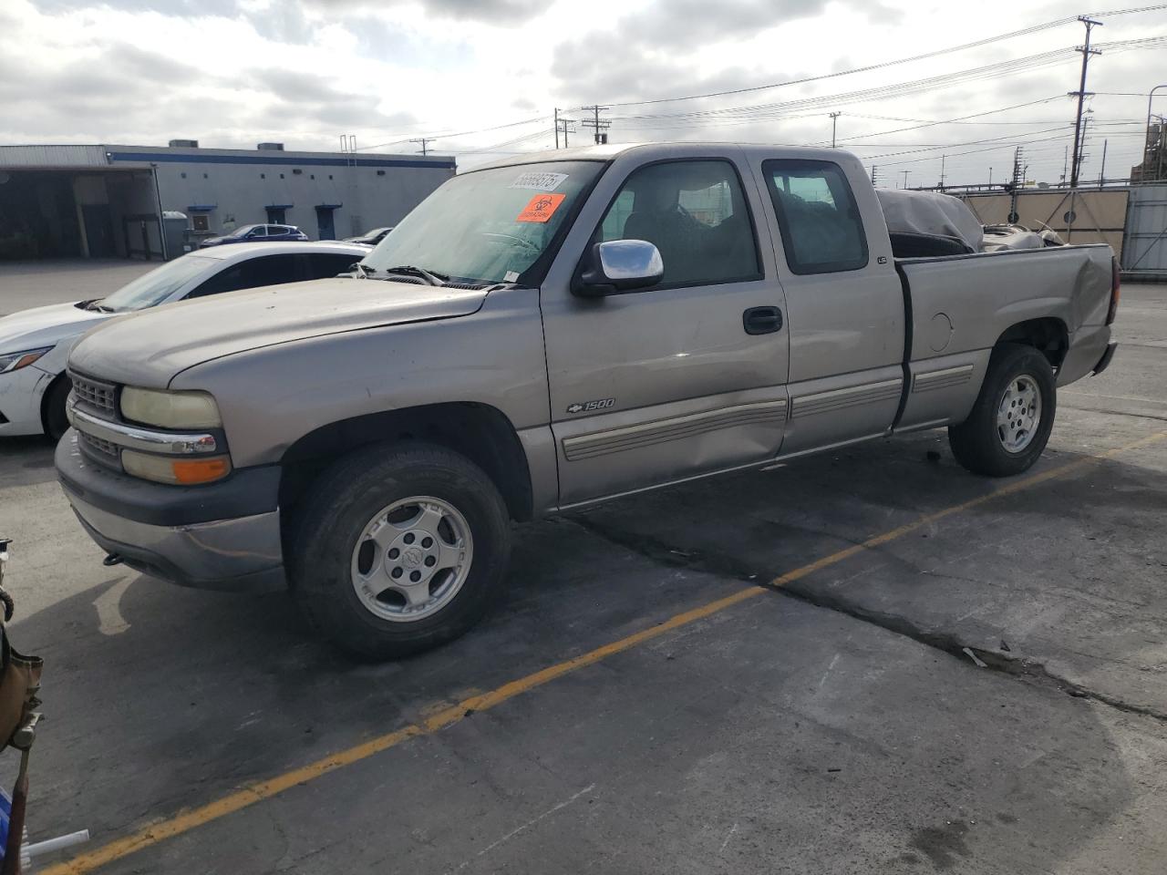 2000 Chevrolet Silverado K1500 for Sale in Sun Valley, CA - All Over