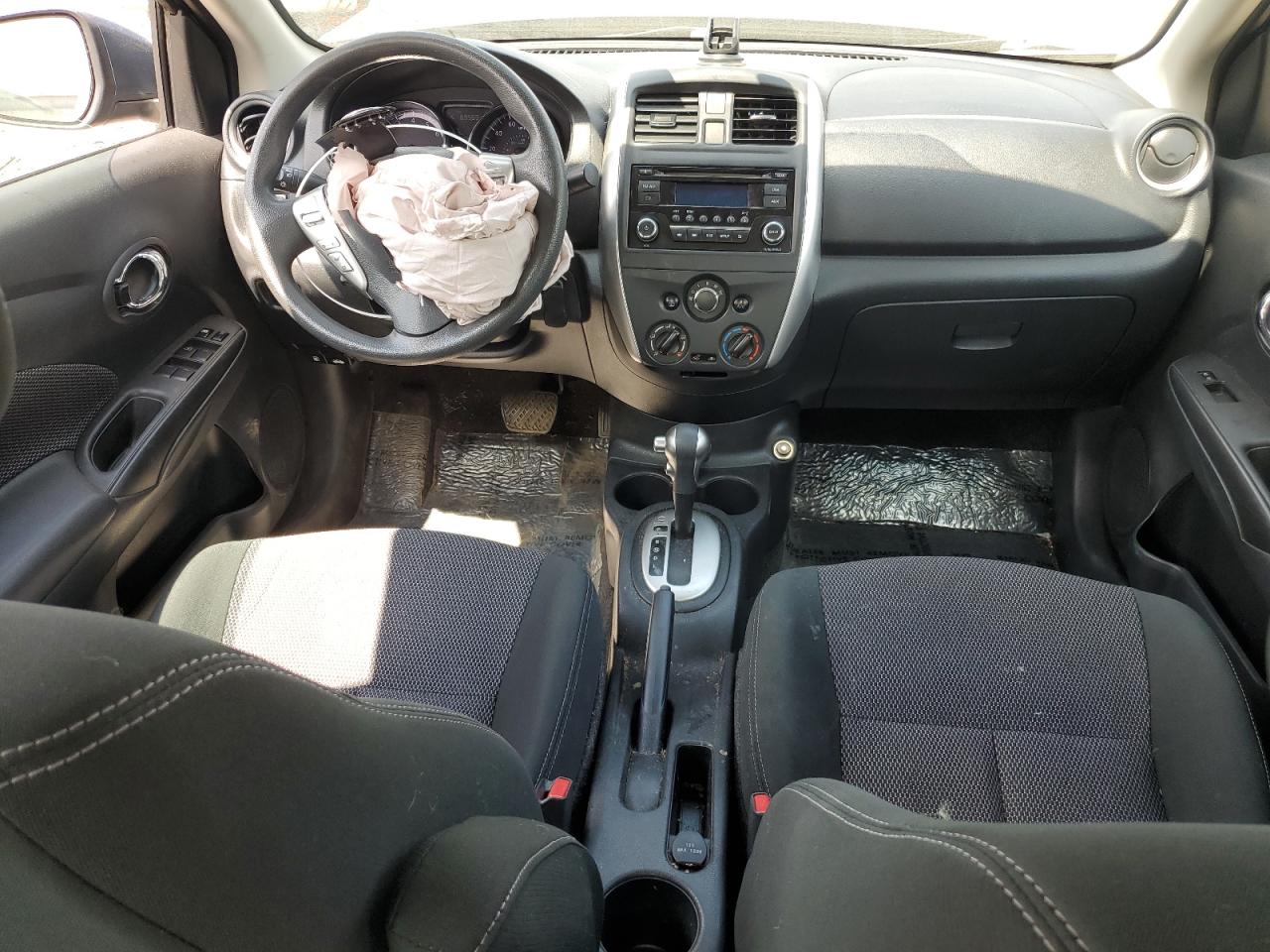 2017 Nissan Versa S VIN: 3N1CN7AP4HL845387 Lot: 57049575