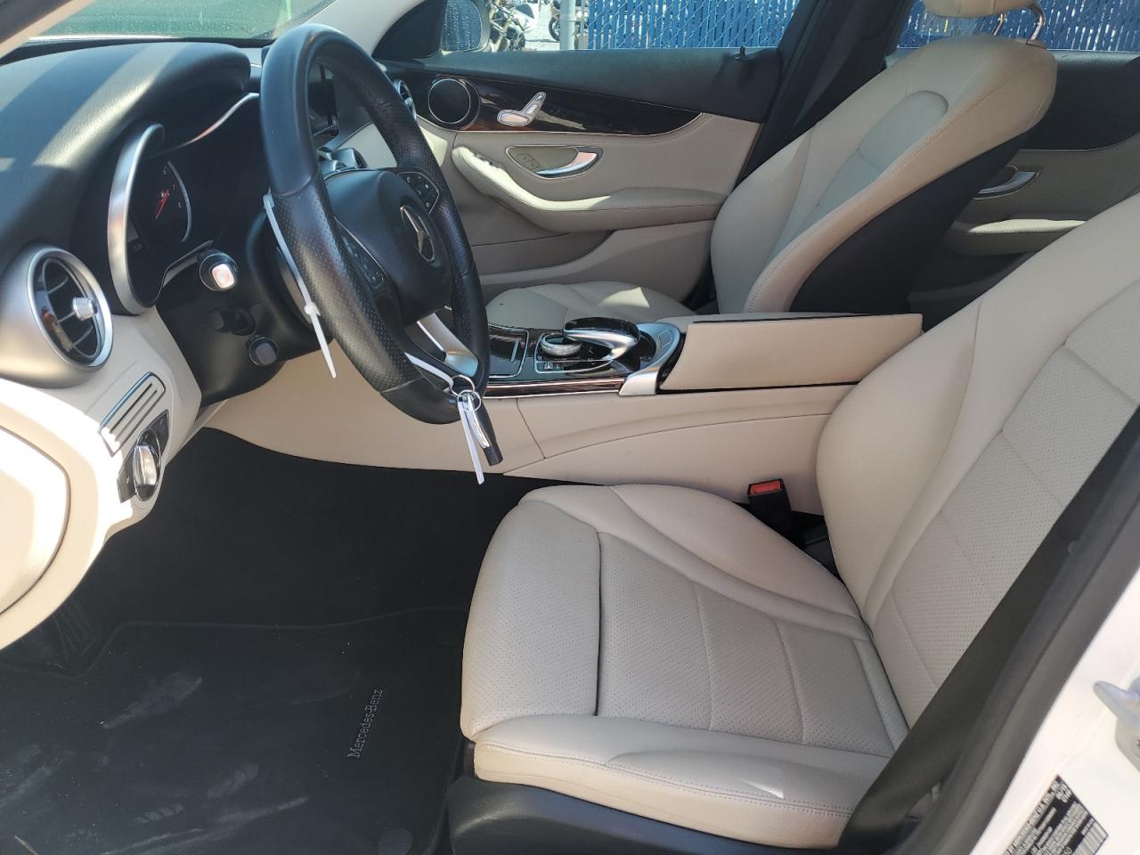 2015 Mercedes-Benz C 300 VIN: 55SWF4JB3FU064350 Lot: 57424215