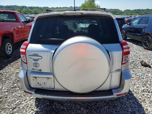 TOYOTA RAV4 2012 Серебристый
