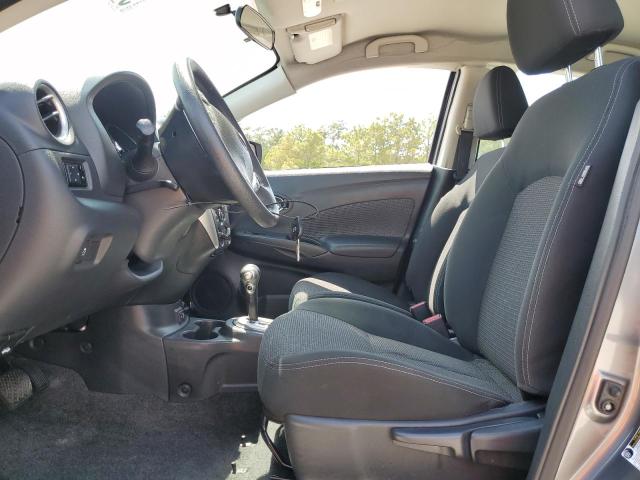 NISSAN VERSA 2019 Szary