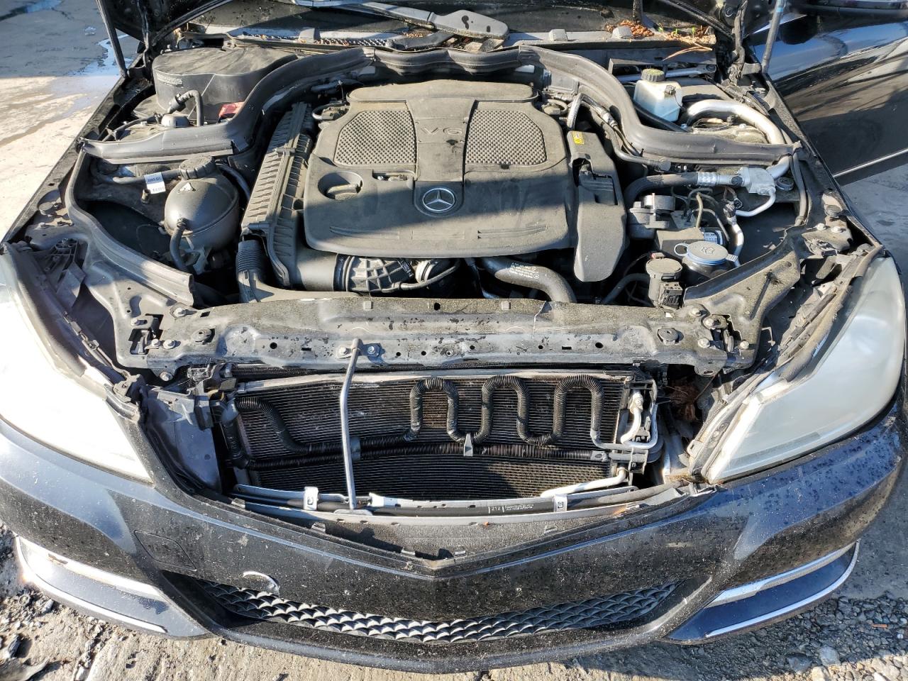 2013 Mercedes-Benz C 300 4Matic VIN: WDDGF8AB9DR245950 Lot: 56881595