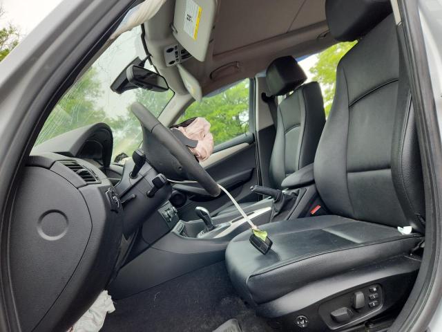  BMW X1 2013 Серебристый