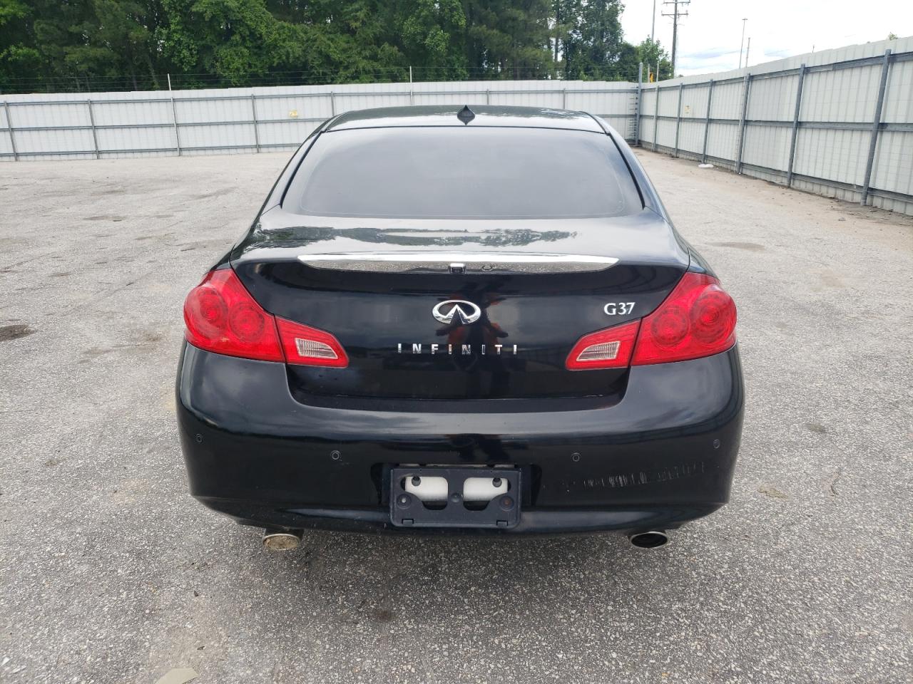 2011 Infiniti G37 Base VIN: JN1CV6AP2BM305379 Lot: 56657515