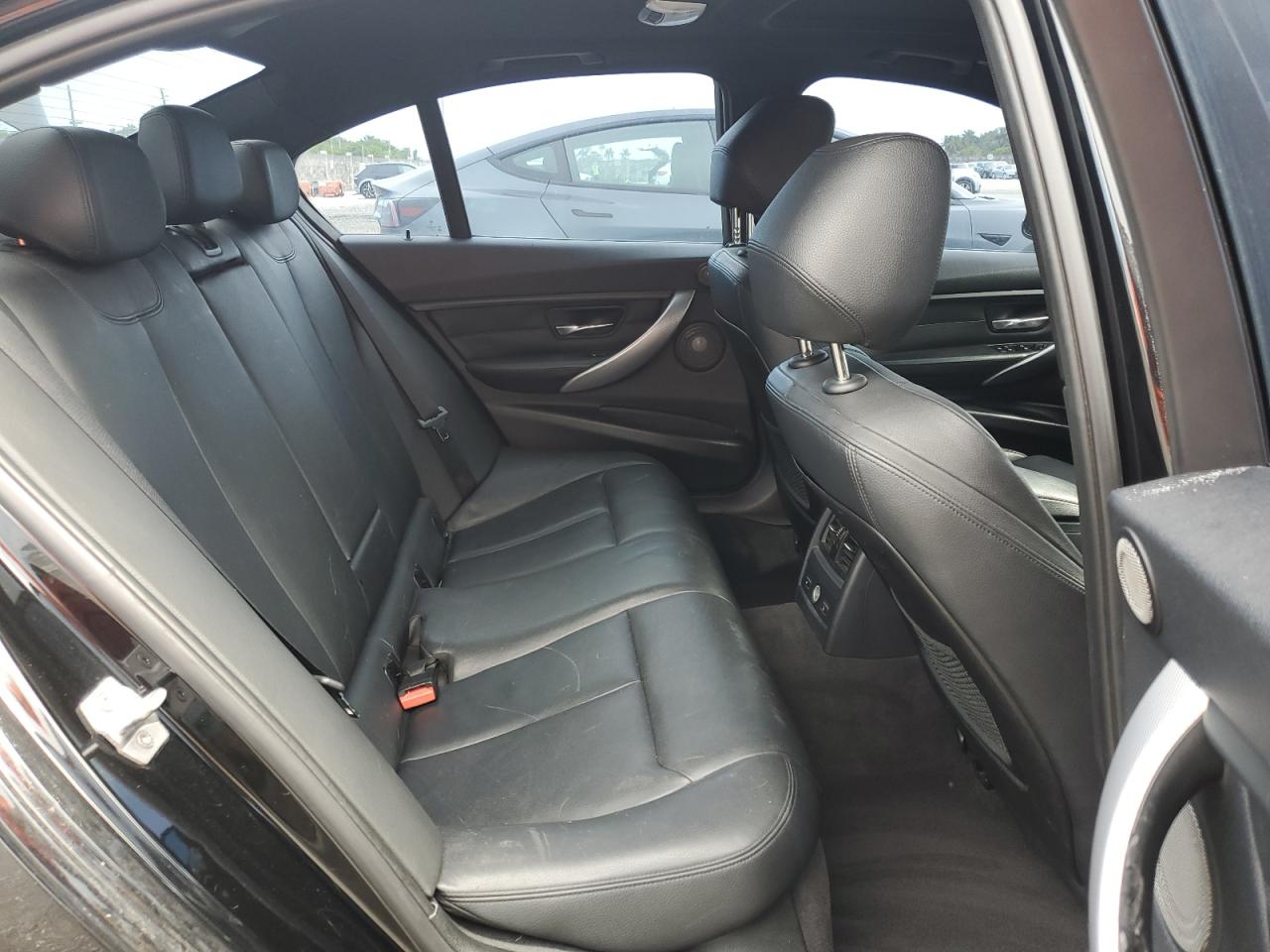 2014 BMW 335 Xi VIN: WBA3B9G53ENR92266 Lot: 58800785