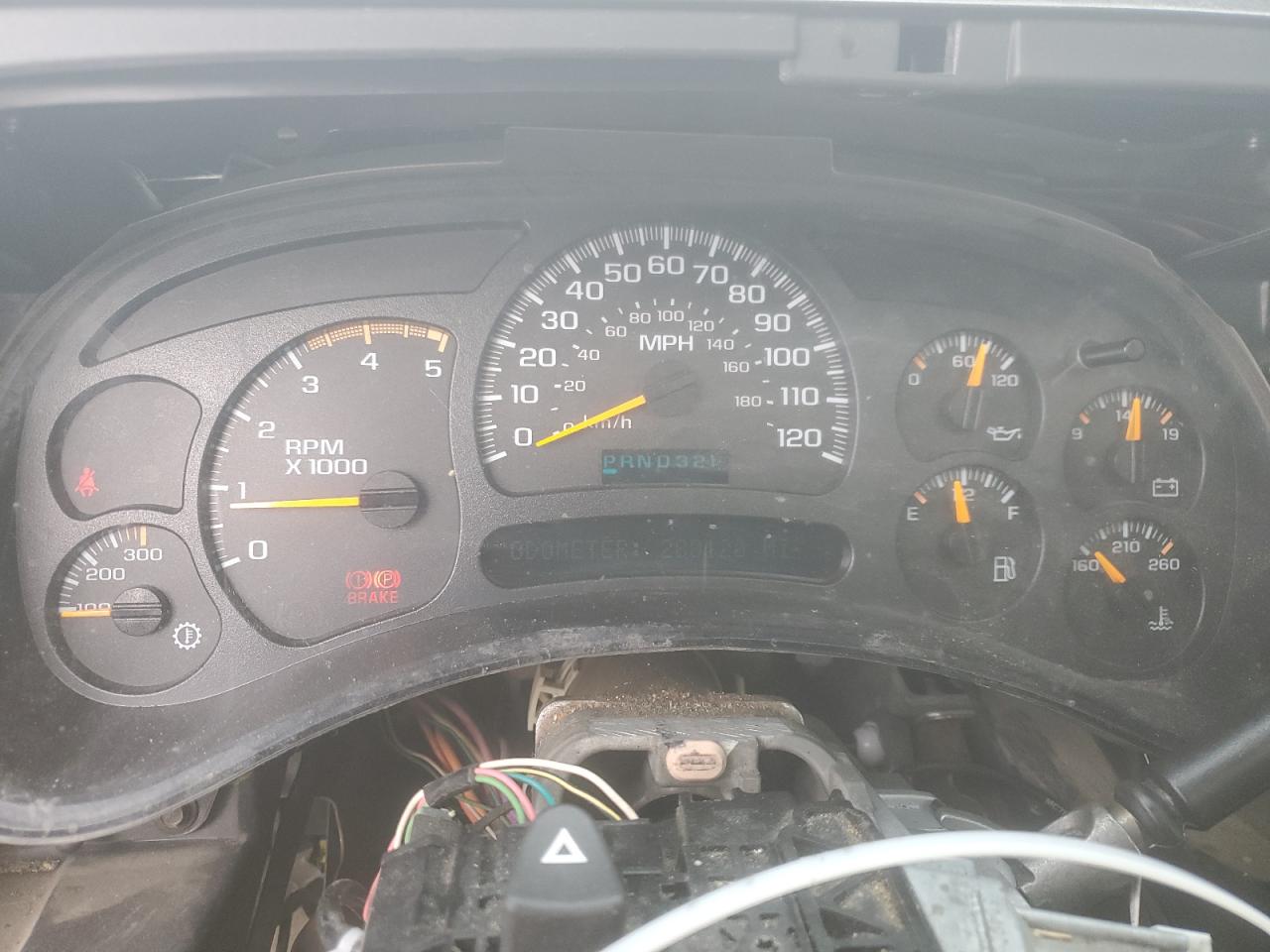 2005 Chevrolet Silverado K2500 Heavy Duty VIN: 1GCHK23215F913487 Lot: 57225445