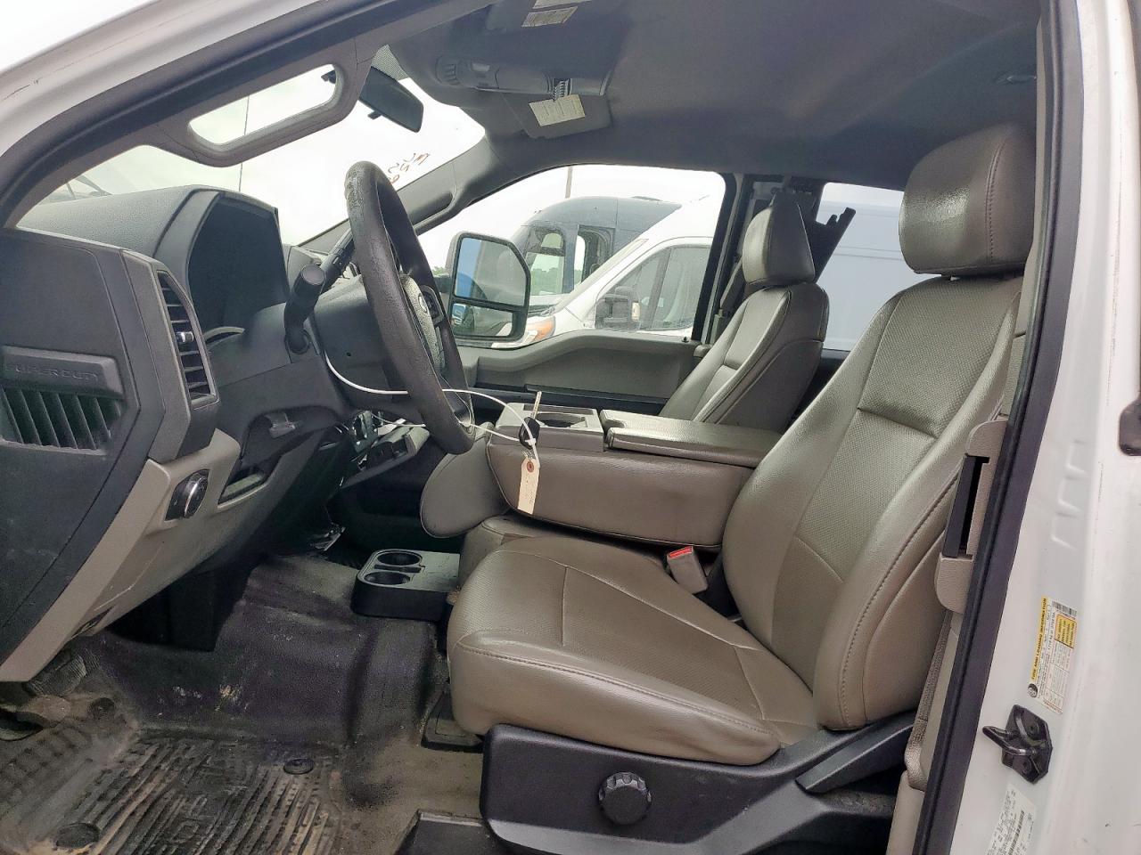 2017 Ford F350 Super Duty VIN: 1FD8X3GT9HEE06014 Lot: 57172285
