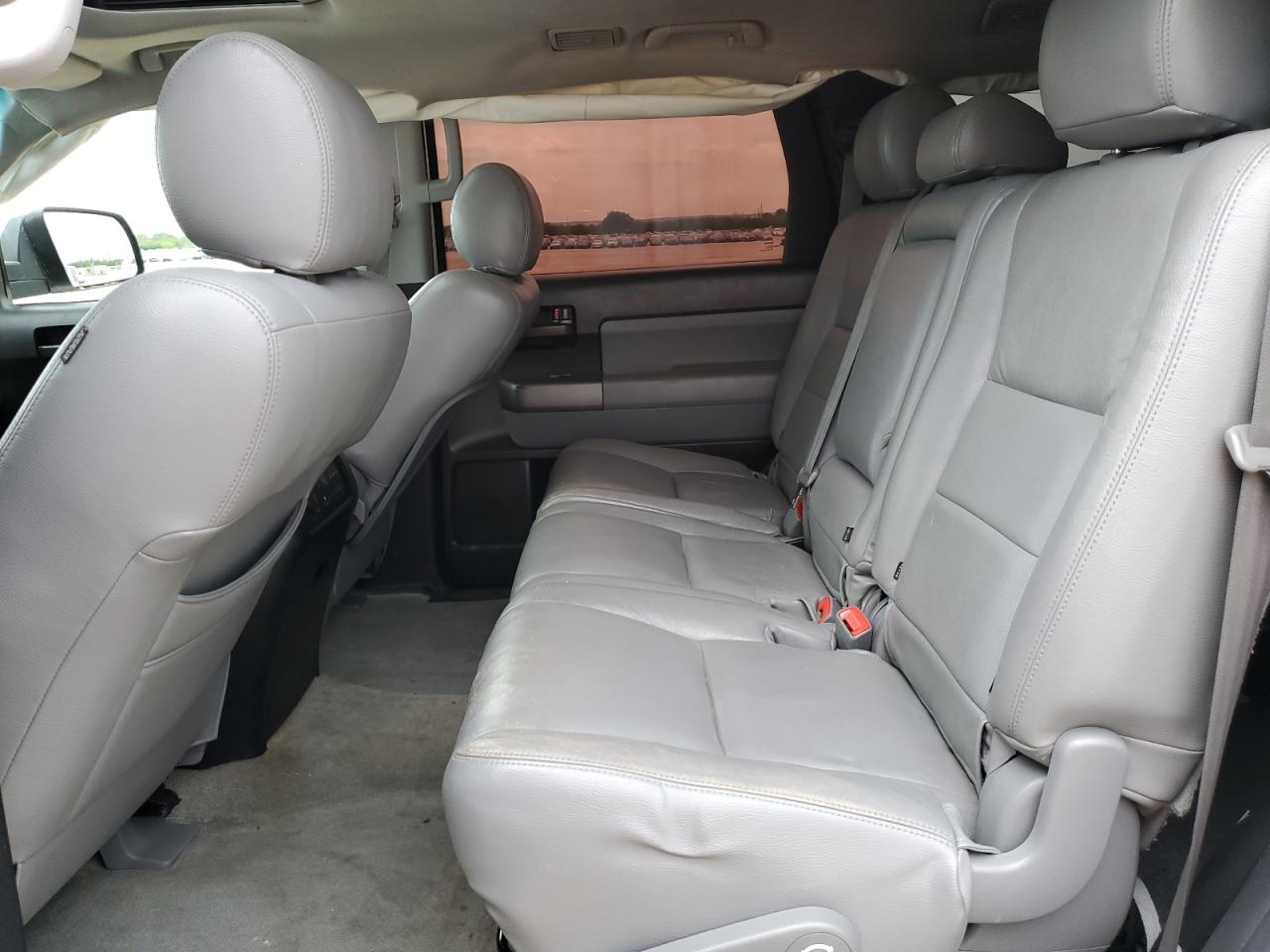2010 Toyota Sequoia Sr5 VIN: 5TDZM5G13AS002069 Lot: 56504065