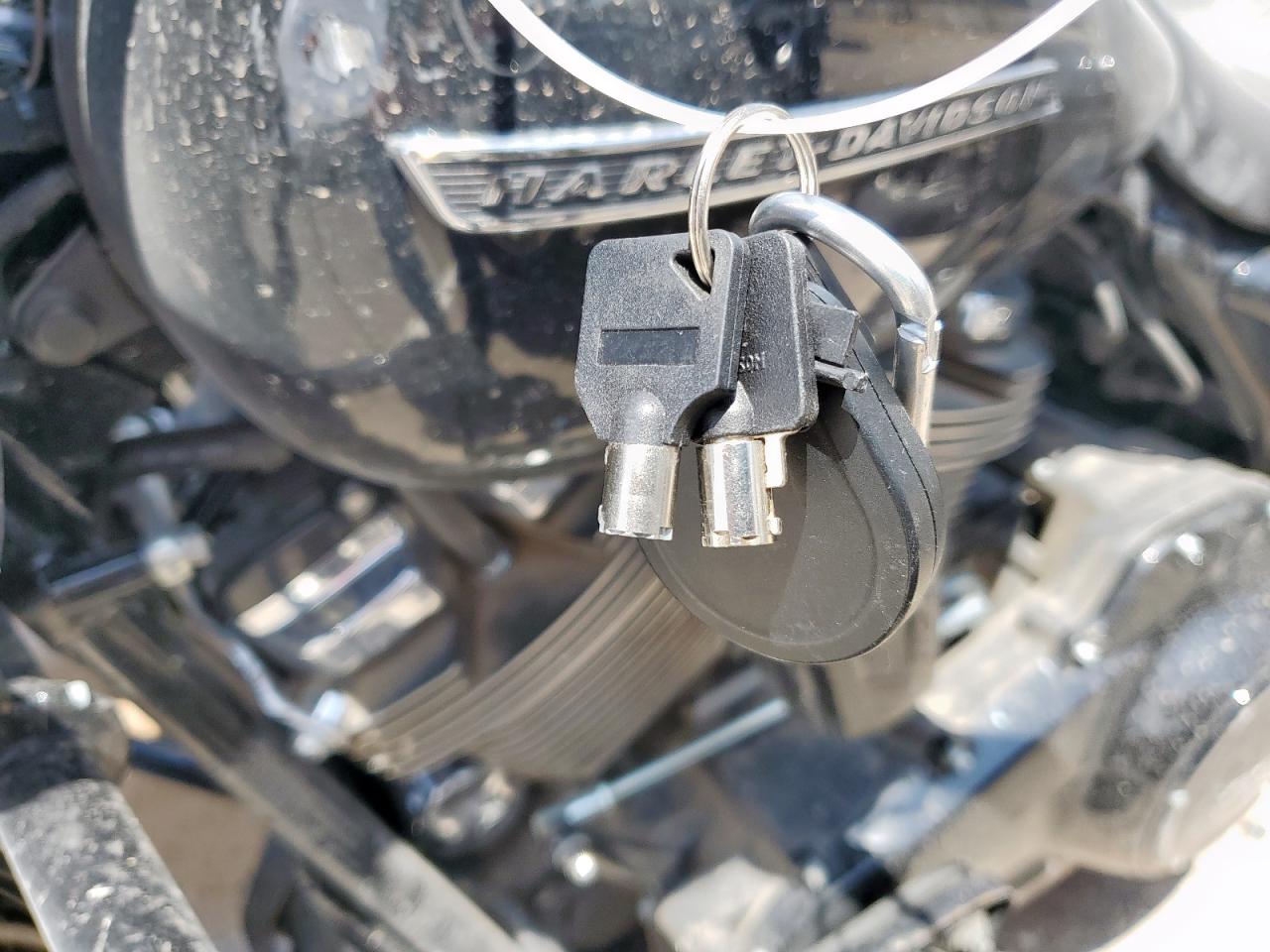 2019 Harley-Davidson Fltrxs VIN: 1HD1KTP12KB610454 Lot: 56327605