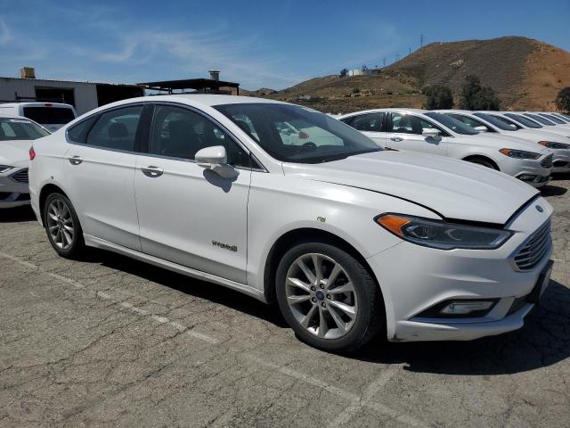 Седаны FORD FUSION 2017 Белый