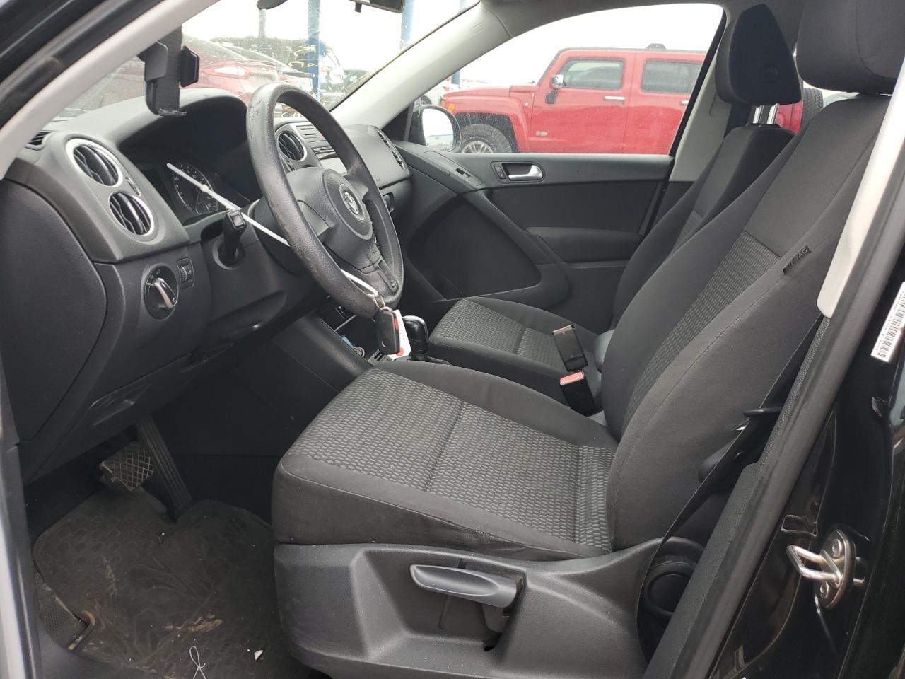 2011 Volkswagen Tiguan S VIN: WVGAV7AX9BW559813 Lot: 55975815