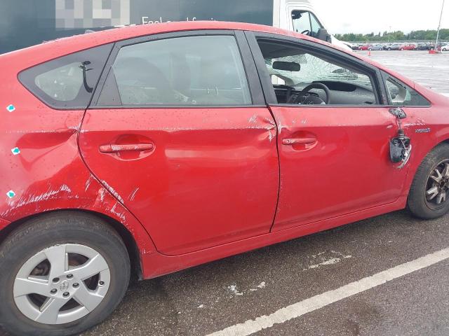 2010 TOYOTA PRIUS T3 V
