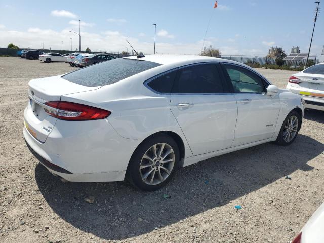 Седани FORD FUSION 2017 Білий