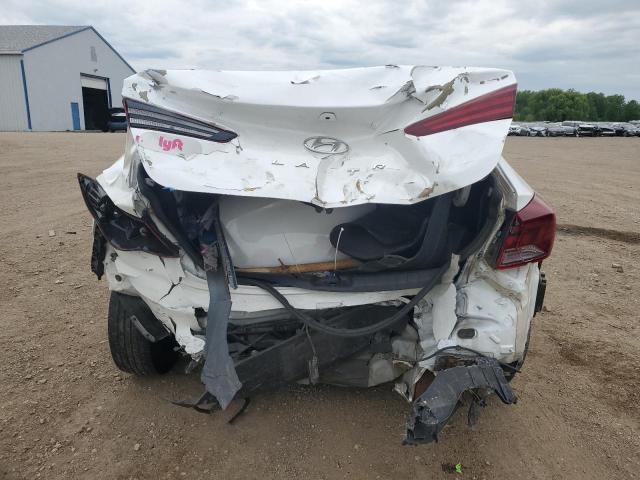  HYUNDAI ELANTRA 2019 Белый