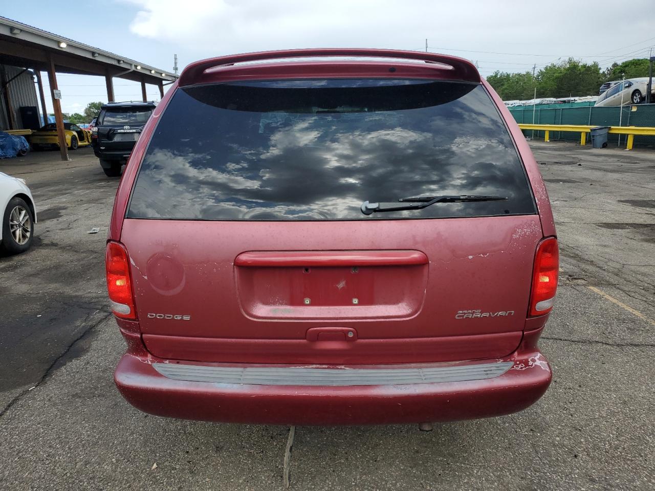 1999 Dodge Grand Caravan Se VIN: 2B4GP44G9XR422175 Lot: 59129715