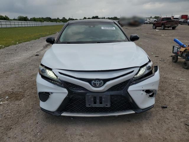  TOYOTA CAMRY 2019 Biały