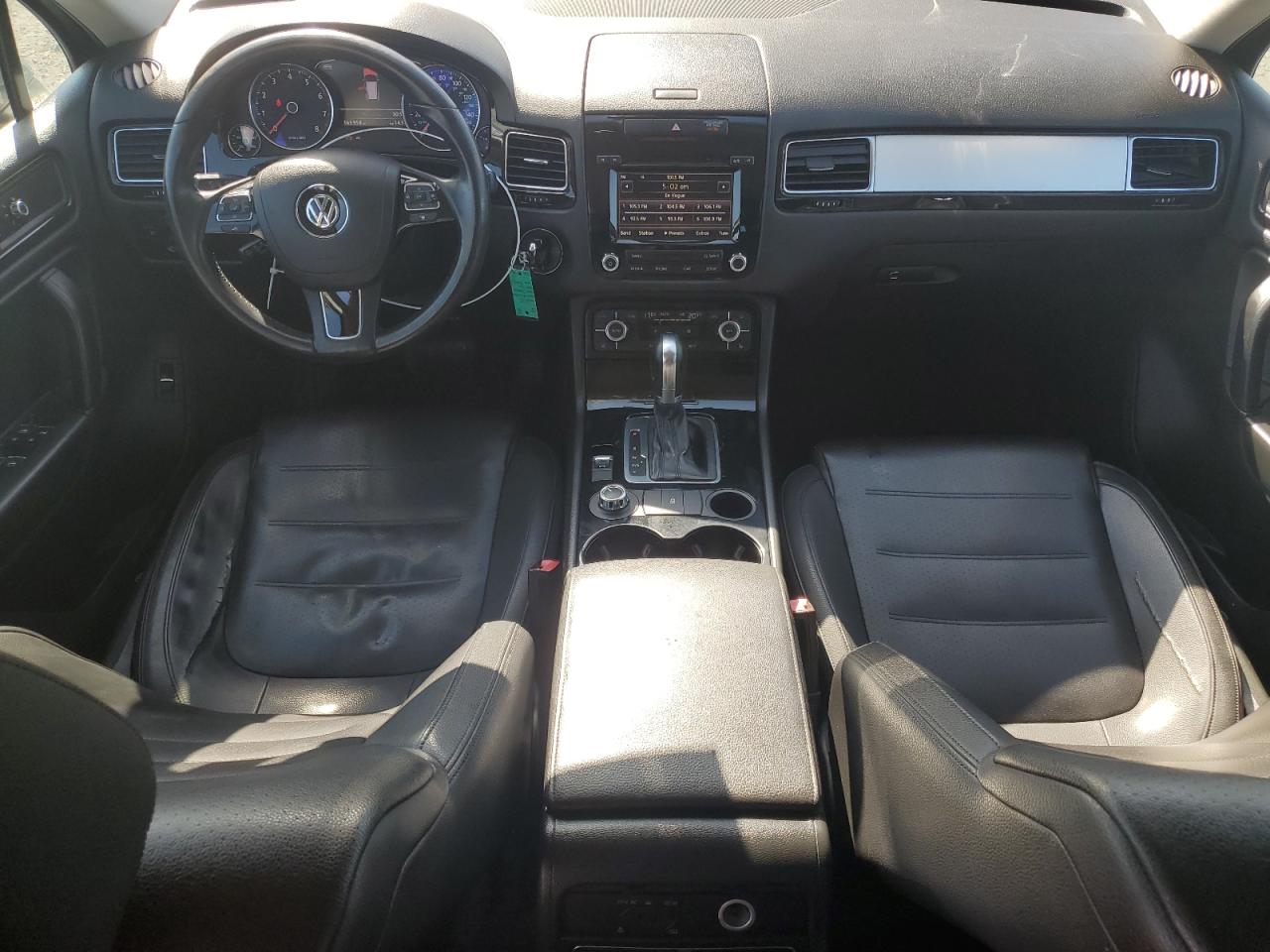 2013 Volkswagen Touareg V6 VIN: WVGEF9BP8DD009350 Lot: 55775385