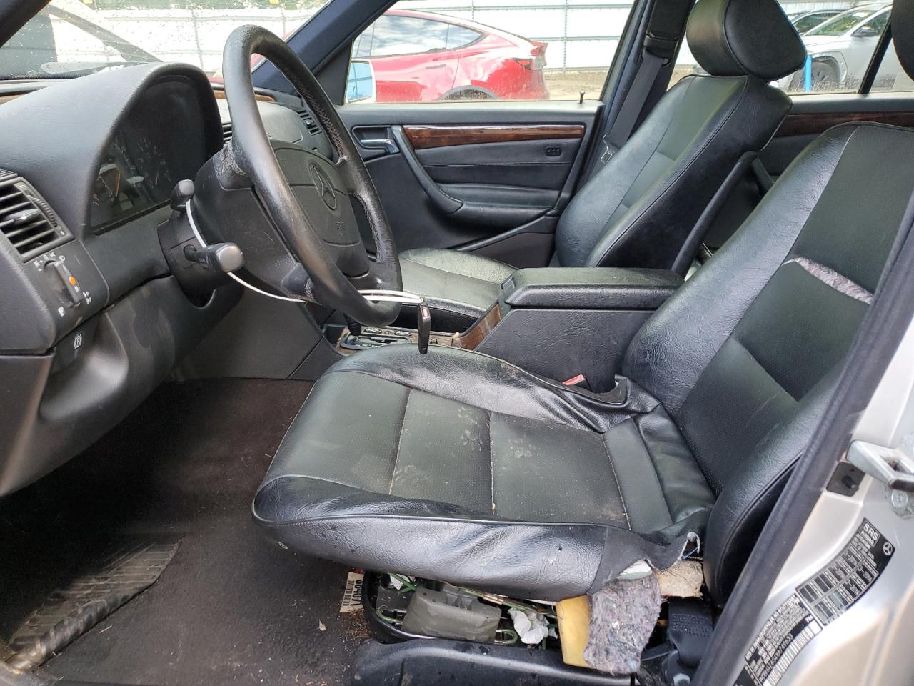 1999 Mercedes-Benz C 230 VIN: WDBHA24G4XA749633 Lot: 56560105