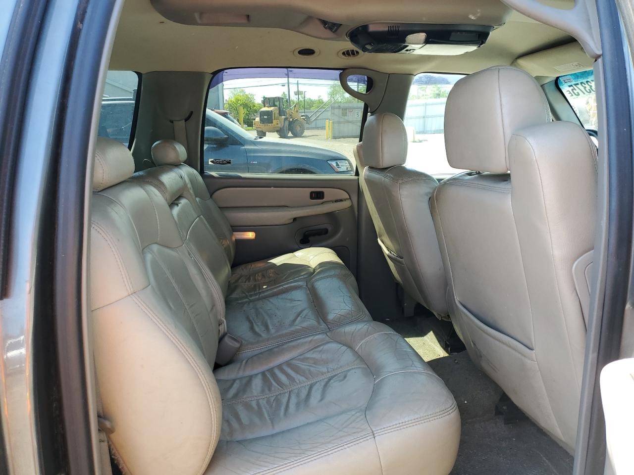 2001 Chevrolet Suburban K1500 VIN: 3GNFK16T01G108599 Lot: 56253375