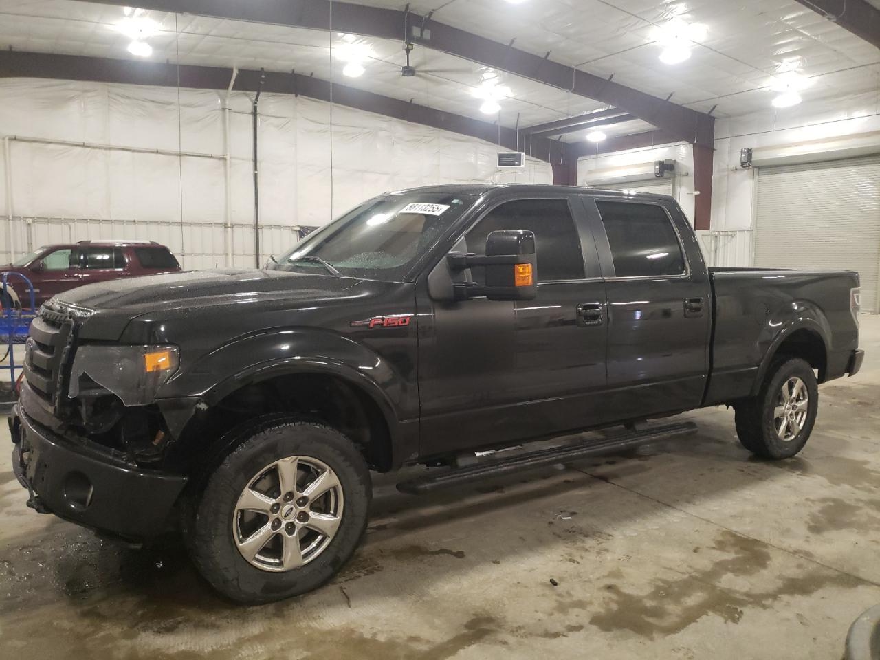2013 Ford F150 Supercrew продається в Avon, MN - Front End