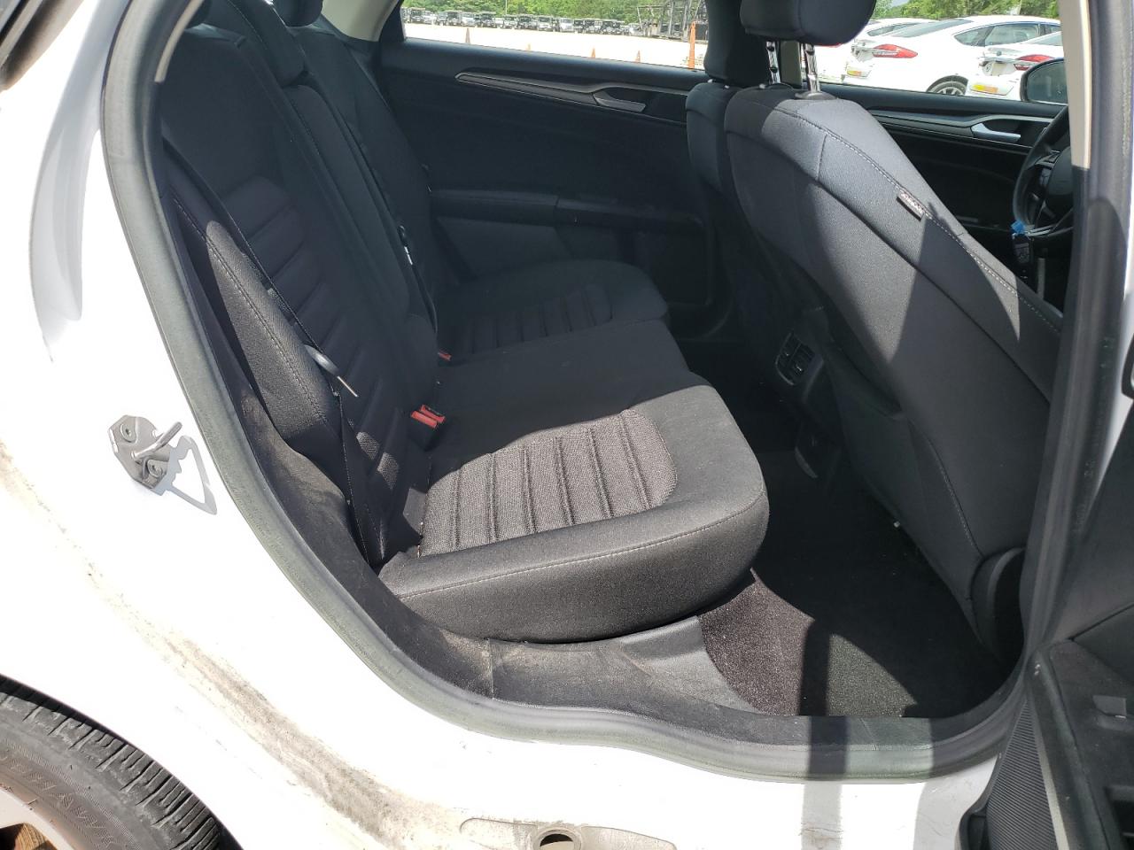 2019 Ford Fusion Se VIN: 3FA6P0LU7KR124845 Lot: 55084575