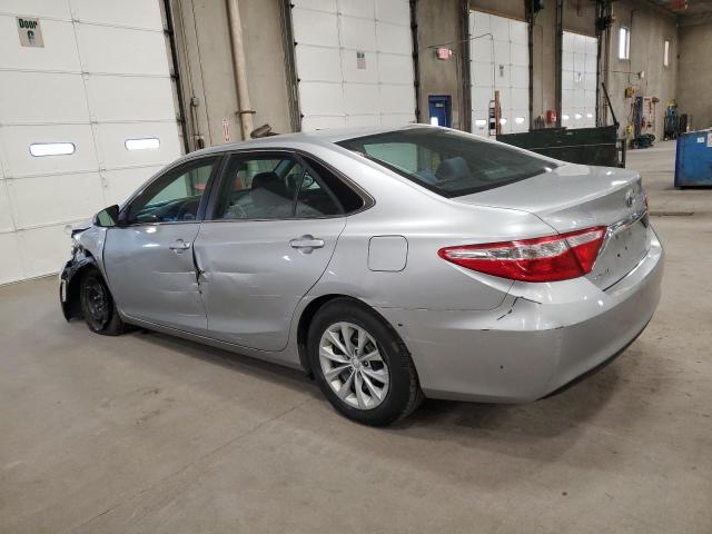  TOYOTA CAMRY 2017 Серебристый
