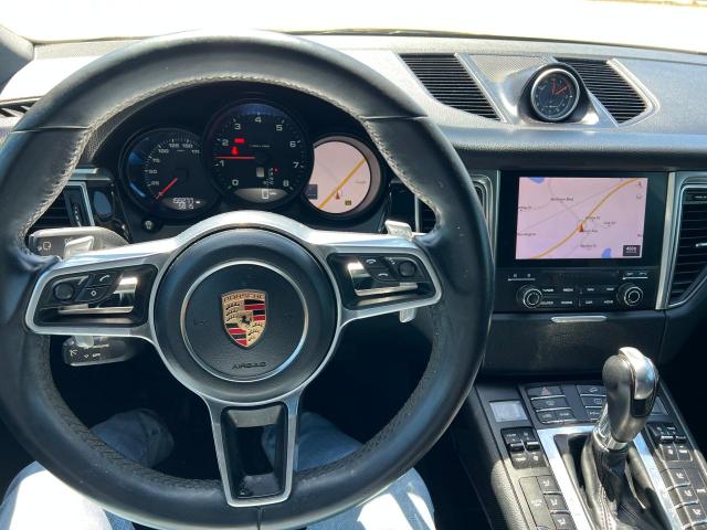  PORSCHE MACAN 2018 Black