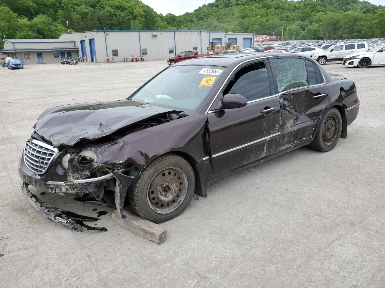2007 Kia Amanti for Sale in Ellwood City, PA - Front End