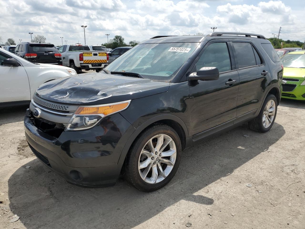 2014 Ford Explorer zu verkaufen in Indianapolis, IN - Front End