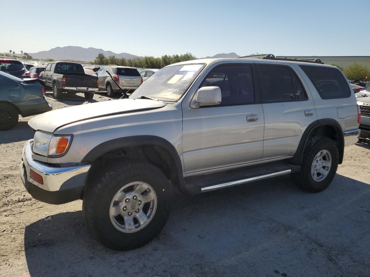 1997 Toyota 4Runner Sr5 na sprzedaż w Las Vegas, NV - Front End