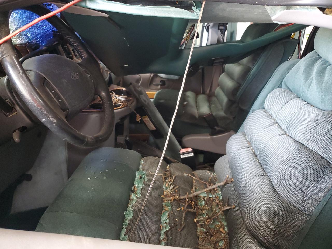 1998 Ford Econoline E150 Van VIN: 1FDRE14L2WHC06042 Lot: 55794955