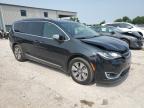 Kansas City, KS에서 판매 중인 2018 Chrysler Pacifica Hybrid Limited - Front End