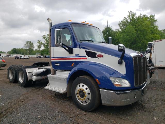 2017 Peterbilt 579 Semi Truck