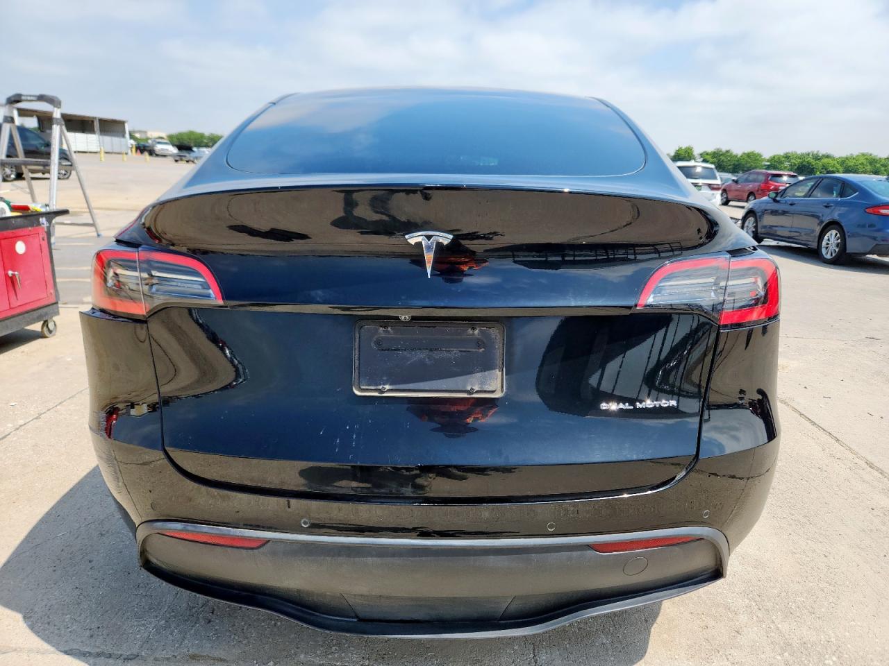 2022 Tesla Model Y VIN: 7SAYGDEE9NA002767 Lot: 58671105